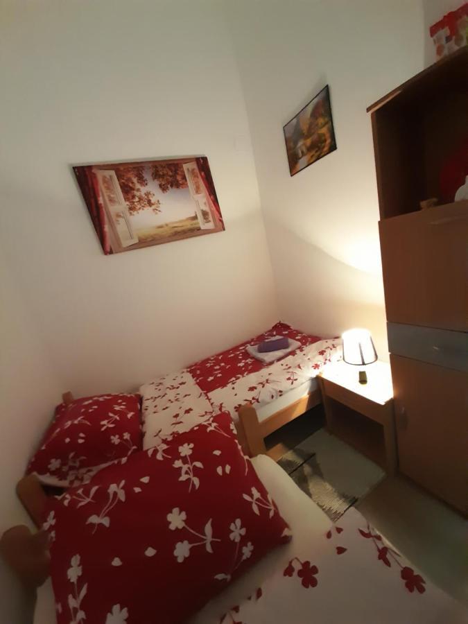 Apartman Lela Вършац Екстериор снимка